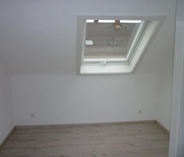 Schöne 3,5 Zimmer Wohnung in ruhiger Lage zu vermieten - Foto 1