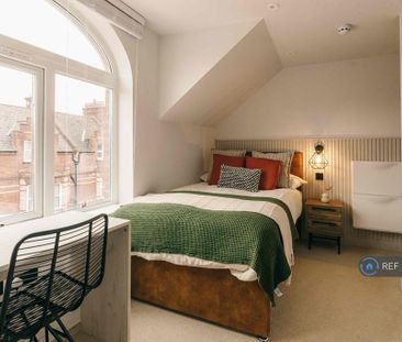 6 bedroom terraced house to rent - Photo 2