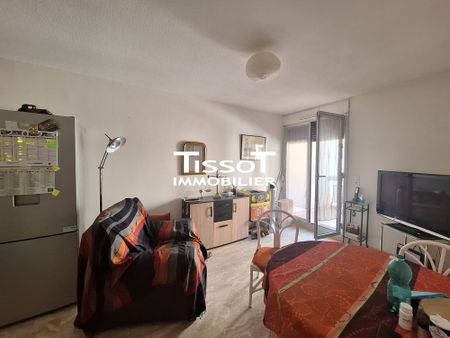 Location Appartement 2 pièces 35m² NIMES 30000 - Photo 2