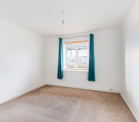 Banyard Close, Cheltenham GL51 7SX - Photo 4