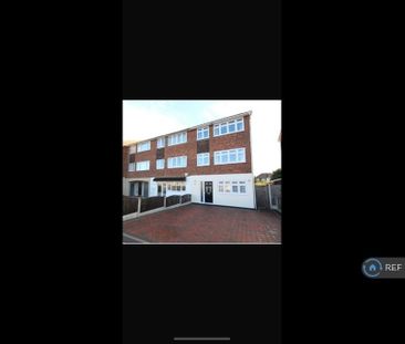 1 bedroom in a house share to rent - Photo 4