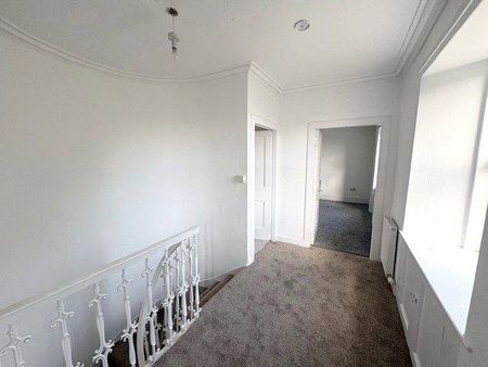 4 bedroom detached house to rent - Photo 4