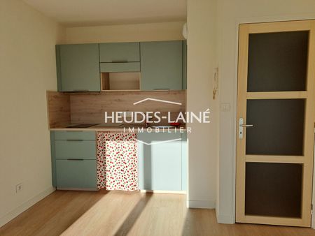 Location Appartement 1 pièce 26m² AVRANCHES 50300 - Photo 3