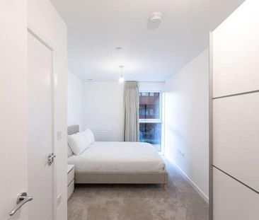 East Acton Lane, Acton, W3 - Photo 5