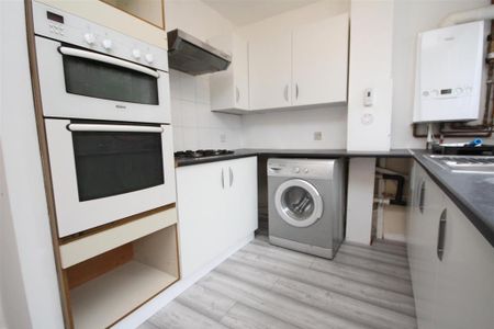 3 bedroom house to rent - Photo 2