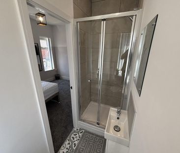 1 bedroom in a house share to rent - Photo 5
