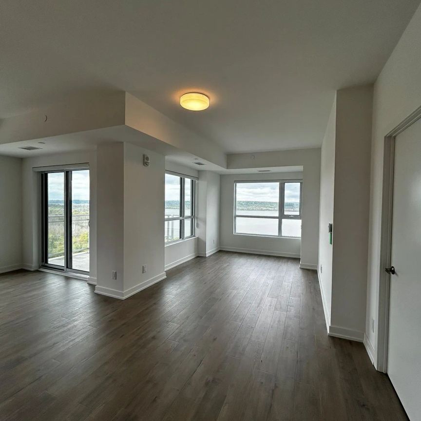 56 Lakeside Terrace #1005 - Photo 1