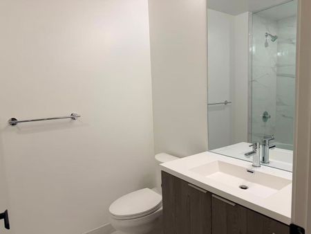 For Lease - 8 Interchange Way Unit# 903, Vaughan, Ontario - Photo 4
