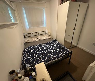 1 Bed Flat, Wensleydale, LU2 - Photo 5