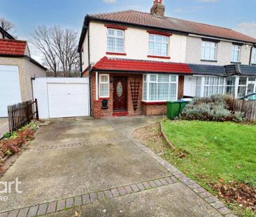 3 bedroom semi-detached house to rent - Photo 4