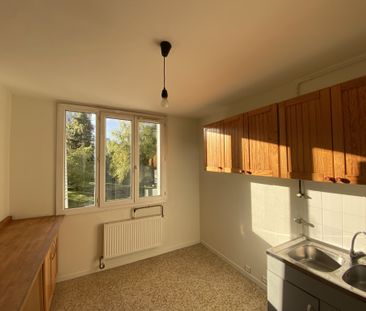 Location Appartement 2 pièces 38m² ST MARTIN D HERES 38400 - Photo 5