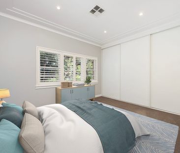 Stylishly renovated full brick home at a quiet leafy cul-de-sac - Photo 3