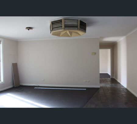 9 Wilkins Street, Port Pirie, SA 5540 - Photo 5
