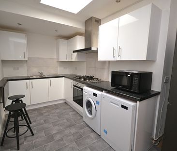 1 bed Semi-Detached House for Rent - Photo 1