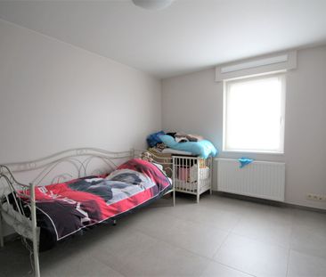 Moderne halfopen woning met garage - Photo 3