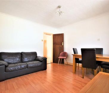 2 bedroom maisonette to rent - Photo 1