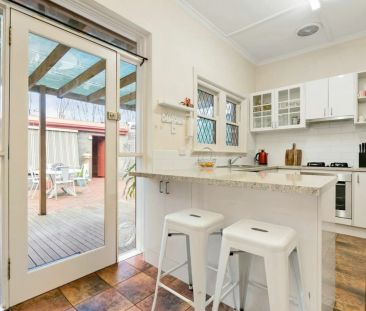 3 Harston Street, Sandringham. - Photo 6