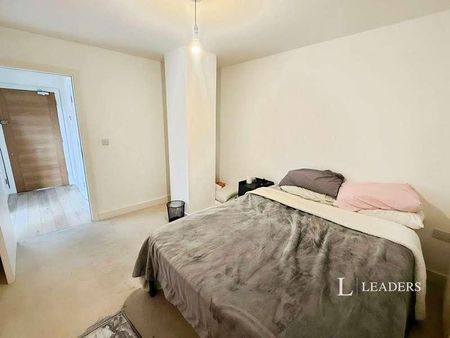 Parkview House, London Road, East Grinstead, West Sussex, RH19 - Photo 2