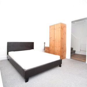 1 bedroom property to rent - Photo 2