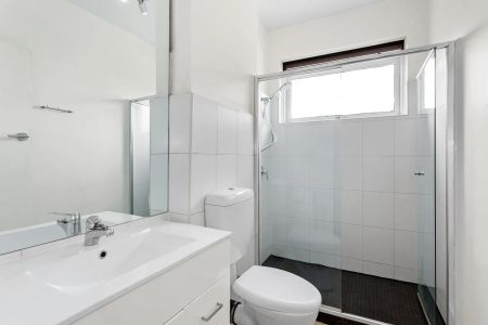 Leafy Outlook, Premium Beach Life Location - Photo 2