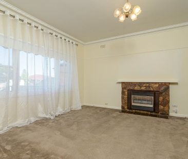 WELL MAINTAINED HOME WITH PLENTY OF SPACE - Photo 6
