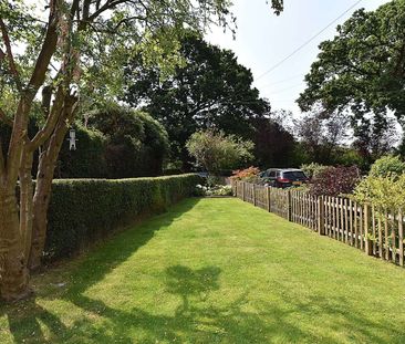 *6 month tenancy only* Delightful and impressive period house in St... - Photo 5