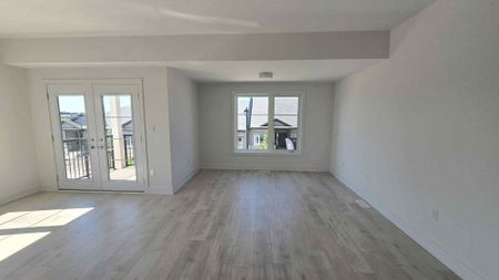 For Lease - 79 Cygnet Drive, Stratford, Ontario - Photo 2