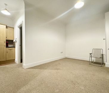 Broadwater Road, WORTHING - Photo 6