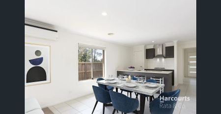 4 Bedroom Family Home! - Photo 4