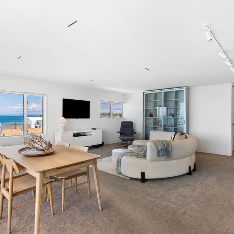 Penthouse Dreams - Photo 1