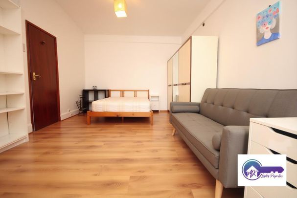 1 Bedroom Studio To Rent - Photo 1