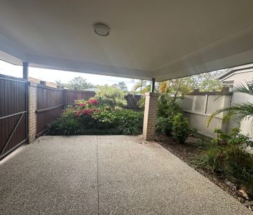 Comfortable and Convenient 4-Bedroom Family Home - Photo 3