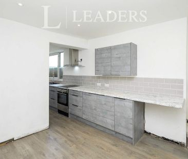 3 bedroom terraced house to rent - Photo 3