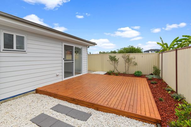 Apply Now - Century 21 &vert; the Paramount Group &ast;Granny Flat&ast; - Photo 1