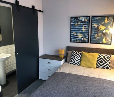 Gladstone Street, Beeston, Nottingham, Nottinghamshire, NG9 - Photo 4