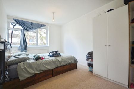 3 bedroom House To Let Total Size: 862 SQ FT - Photo 3