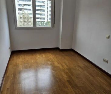 Piso de alquiler en Calle del Hierro, Legazpi - Photo 5