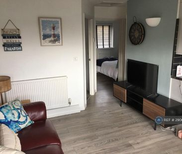 1 bedroom flat to rent - Photo 3