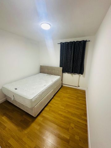 2 Bed Flat, Hazelwood Close, HA2 - Photo 3