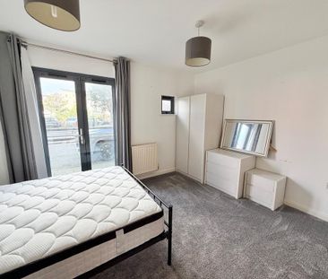 2 bedroom apartment to rent - Photo 2