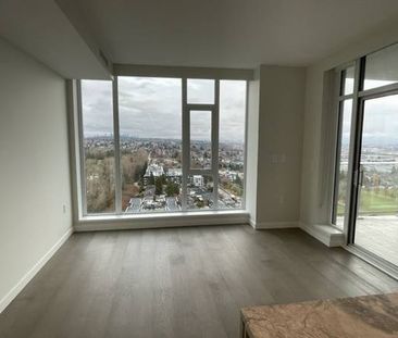 Rarely available Luxury concrete condo with amazing views - Photo 2