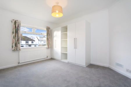 Princes Avenue, Surbiton, KT6 - Photo 3