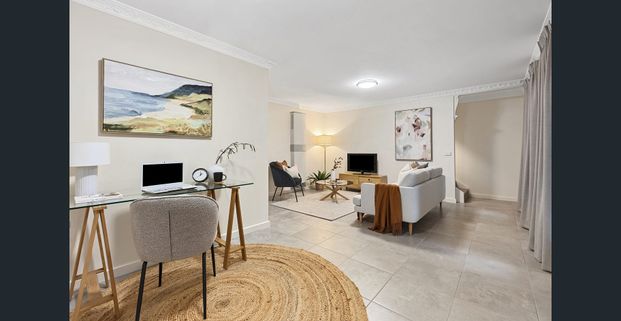 Beautiful 3 bedroom townhouse walking distance to Bendigo Health Hospital - Photo 1