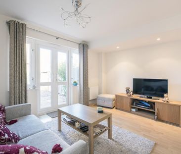 2 bedroom terraced house to rent - Photo 1