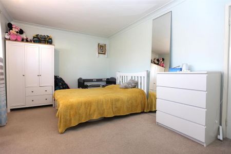 2 bedroom maisonette to rent - Photo 5