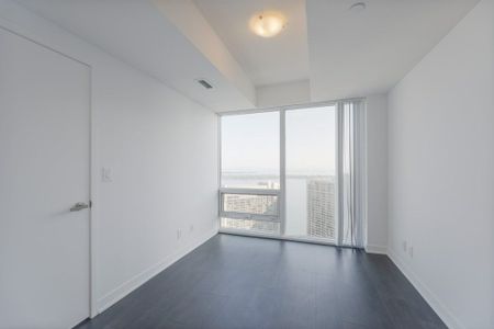 For Lease - 88 Harbour Street Unit# 4209, Toronto, Ontario - Photo 2