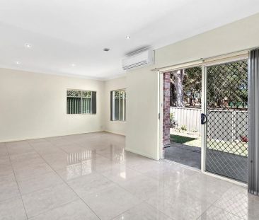 Private, Quite & Convenient Located Home - Photo 2