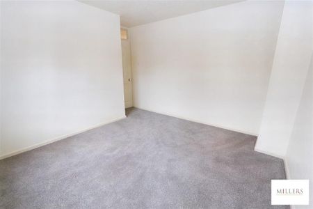 3 bedroom terraced house to rent - Photo 4