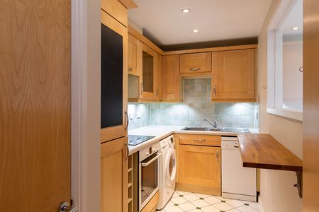 2 Bed Flat, Victoria Wharf, E14 - Photo 5
