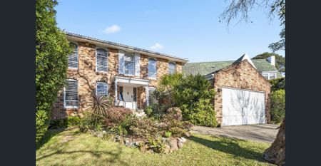 Generous Space and Quality Updated Home in Peaceful Pocket of East Lindfield - Photo 5